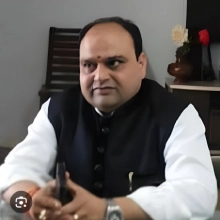 Swadesh Tiwari